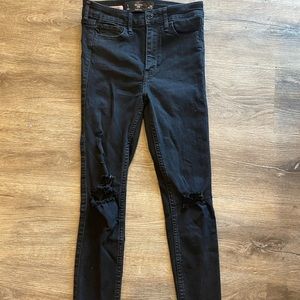 Hollister High Rise Black Jeans